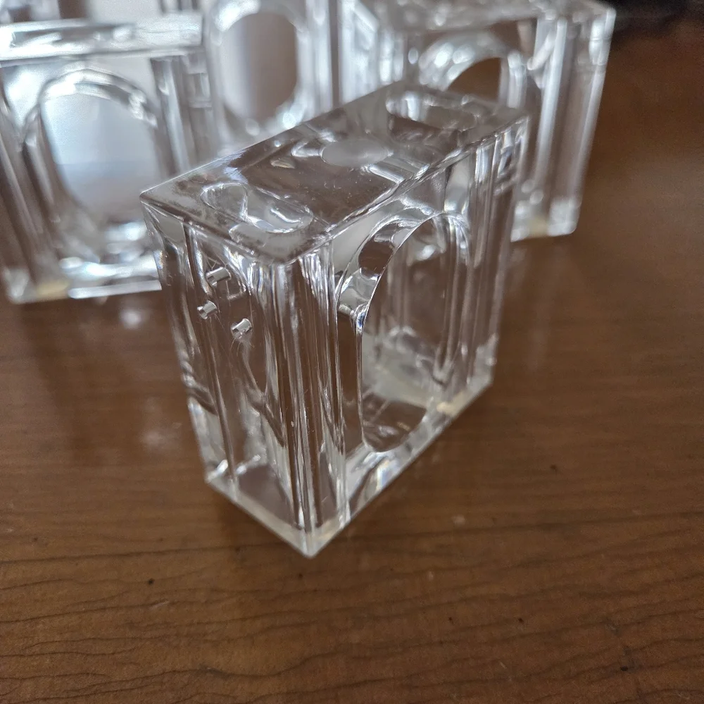 Acrylic 4 Piece Salt & Pepper Napkin Ring Shakers Never Used